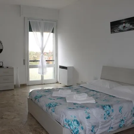 Myroom Centerstation בולוניה