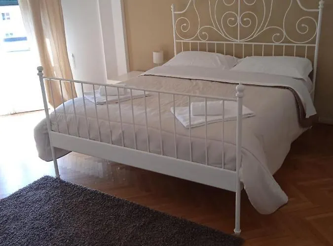 Myroom Centerstation 3*