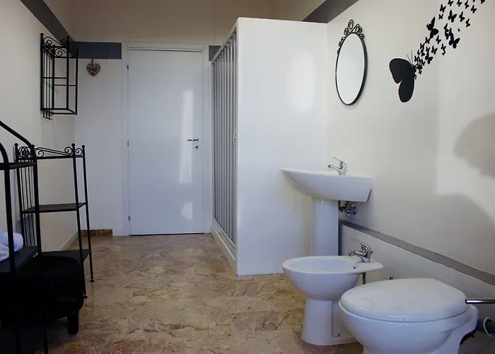 Myroom Centerstation בית הארחה 3*