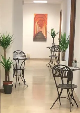 Myroom Centerstation ゲストハウス ボローニャ